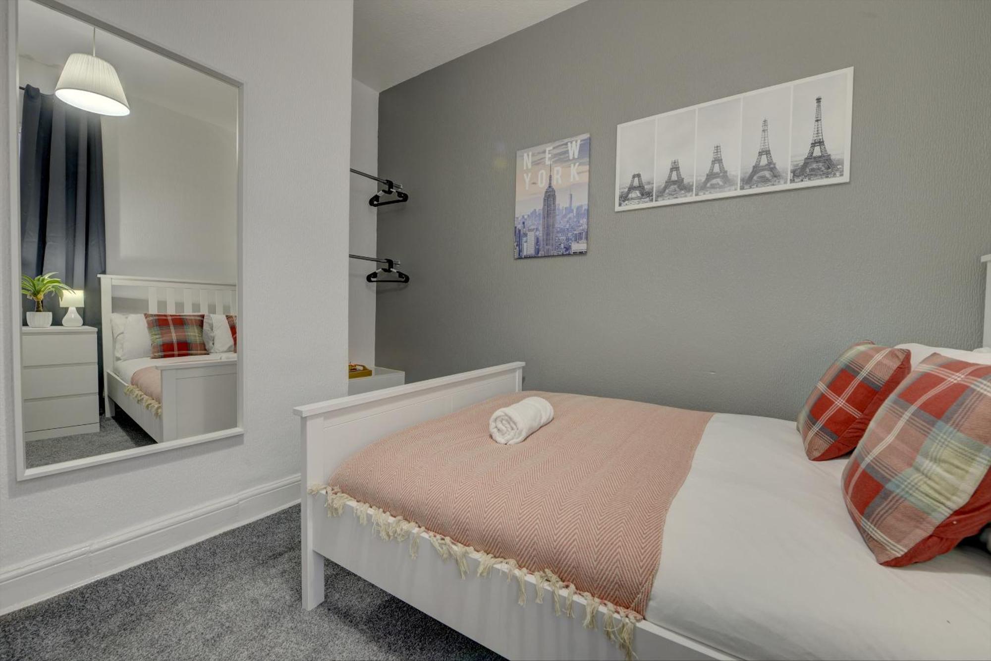 Modern 2Br Gem I Free Parking I Sleeps 5 Vila Coventry Exterior foto